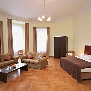 Apartament River View, Praga