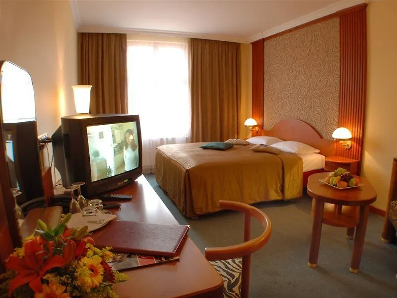 Ea Hotel Royal Esprit Praga Czechy